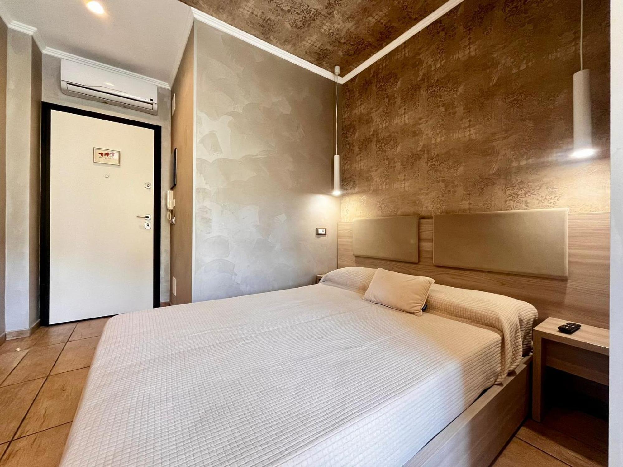 Marilena Hotel Arma di Taggia Luaran gambar