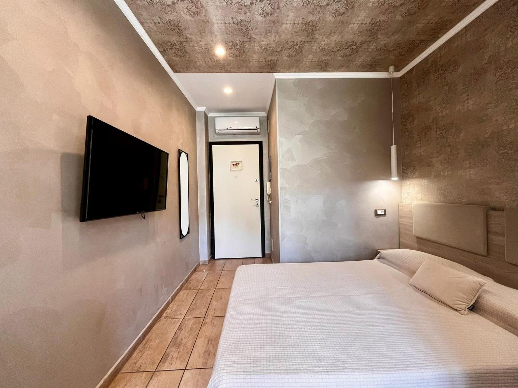 Marilena Hotel Arma di Taggia Luaran gambar